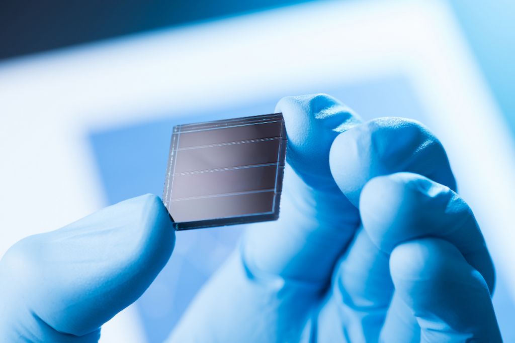 Neuer Weltrekord: Fast 30% Wirkungsgrad für Tandem-Solarzellen der nächsten Generation
